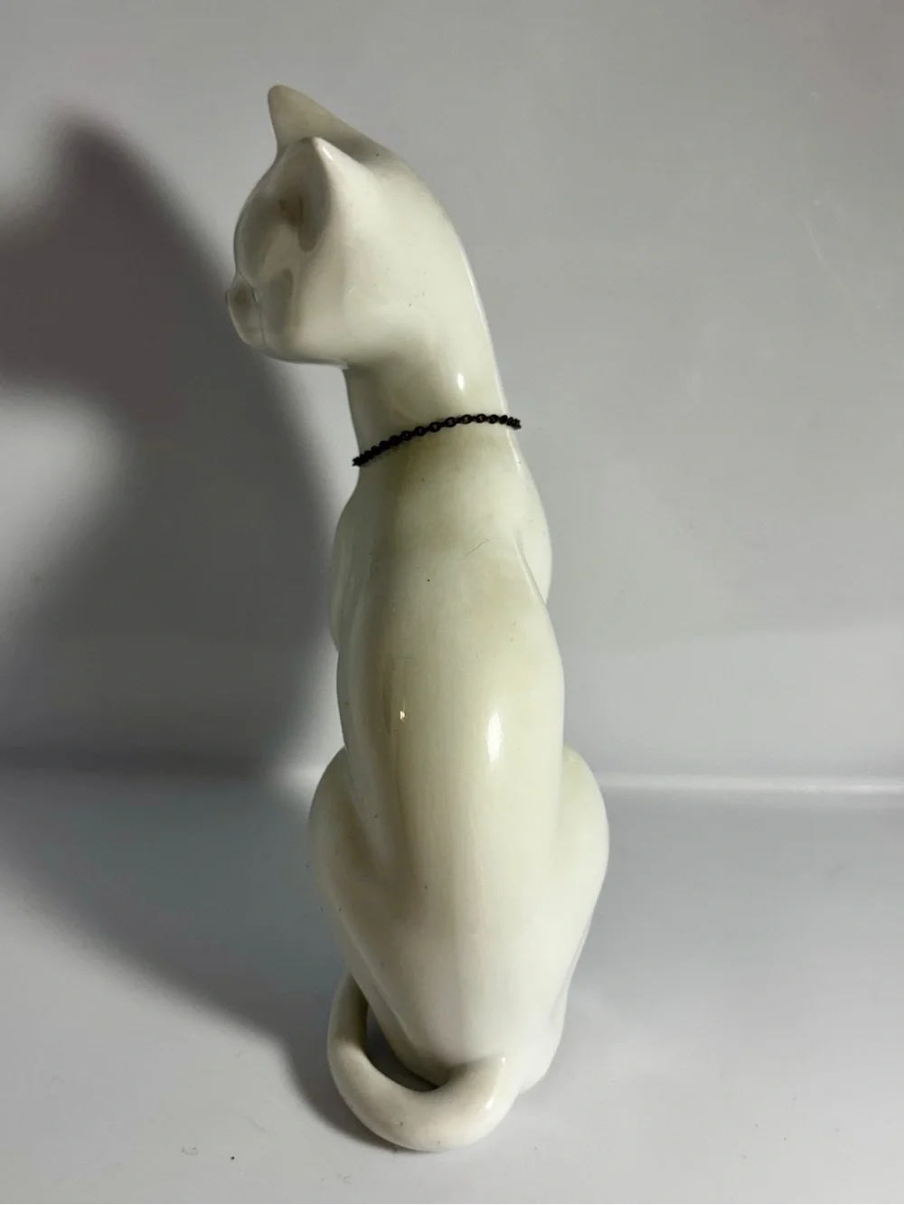 Vintage White Glossy Porcelain Cat Figurine Sitting Animal  Decor Figurine
